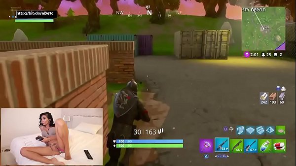 Getting a Victory Royal but masterbating meanwhile (Fortnite Battle Royal) http://zo.ee/6BiNT